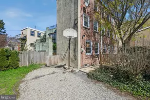 335-337R Poplar St, Philadelphia, PA 19123 - Photo 22