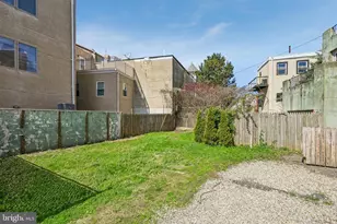 335-337R Poplar St, Philadelphia, PA 19123 - Photo 8