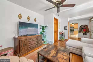 335-337R Poplar St, Philadelphia, PA 19123 - Photo 10