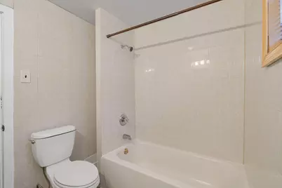 1633 S Rosewood Street, Philadelphia, PA 19145 - Photo 16