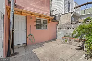 1633 S Rosewood St, Philadelphia, PA 19145 - Photo 10