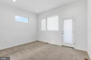 3000 Schirra Ln, Philadelphia, PA 19125 - Photo 14