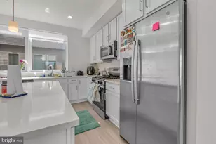 3000 Schirra Ln, Philadelphia, PA 19125 - Photo 2