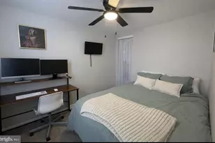 127 Sigel St, Philadelphia, PA 19148 - Photo 10