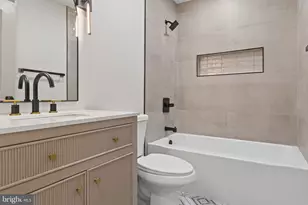 1443 N Edgewood St, Philadelphia, PA 19151 - Photo 16