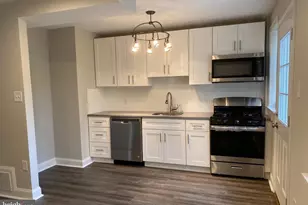 386 Fairway Terrace, Philadelphia, PA 19128 - Photo 4