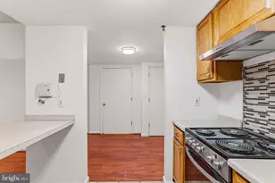 1324 Locust St, Philadelphia, PA 19107 - Photo 16