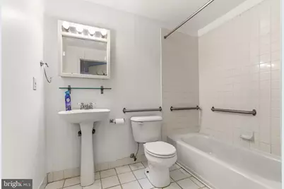 1324 Locust Street #214, Philadelphia, PA 19107 - Photo 30