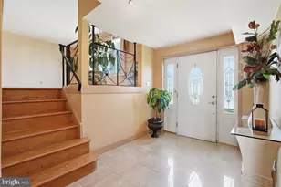 1119 Kent Ln, Philadelphia, PA 19115 - Photo 6