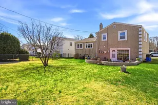 1119 Kent Ln, Philadelphia, PA 19115 - Photo 38