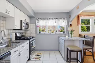 1119 Kent Ln, Philadelphia, PA 19115 - Photo 16