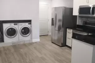 1008 Green St, Philadelphia, PA 19123 - Photo 10