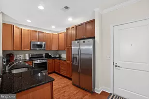 700 Commodore Court, Philadelphia, PA 19146 - Photo 2