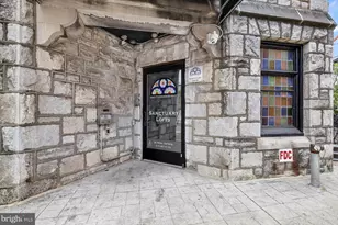 2321 Fitzwater St, Philadelphia, PA 19146 - Photo 16