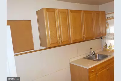 867 E Price Street E, Philadelphia, PA 19138 - Photo 8
