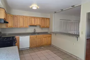 8044 Mars Pl, Philadelphia, PA 19153 - Photo 6