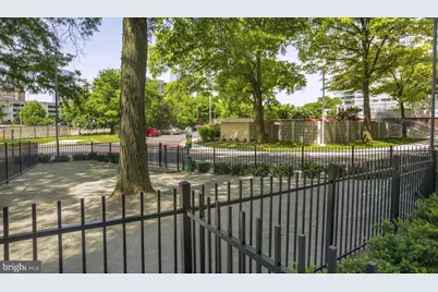 2200 Benjamin Franklin Parkway #N1209, Philadelphia, PA 19130 - Photo 16