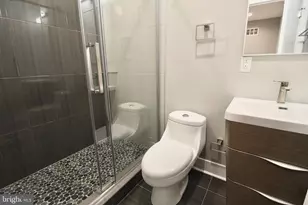 1642 Cambridge St, Philadelphia, PA 19130 - Photo 20