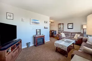 8585 Benton Ave, Philadelphia, PA 19152 - Photo 4