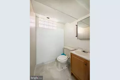 8585 Benton Avenue, Philadelphia, PA 19152 - Photo 36