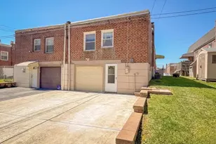 8585 Benton Ave, Philadelphia, PA 19152 - Photo 38