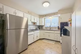 8585 Benton Ave, Philadelphia, PA 19152 - Photo 12