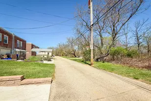 8585 Benton Ave, Philadelphia, PA 19152 - Photo 42