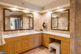 201832 Walnut St, Philadelphia, PA 19103 - Photo 38