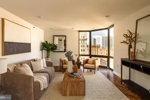 201832 Walnut St, Philadelphia, PA 19103 - Photo 2