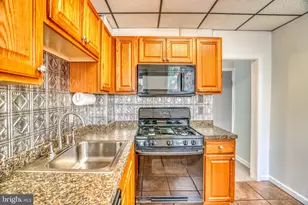 3271 Edgemont St, Philadelphia, PA 19134 - Photo 12