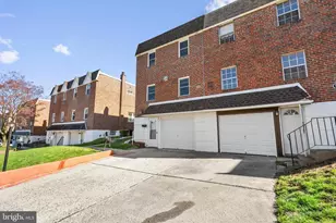 10755 Jeanes St, Philadelphia, PA 19116 - Photo 2