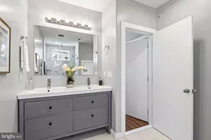 2329 Gerritt St, Philadelphia, PA 19146 - Photo 22