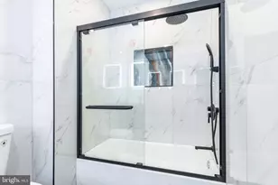 1905 S Alder St, Philadelphia, PA 19148 - Photo 14