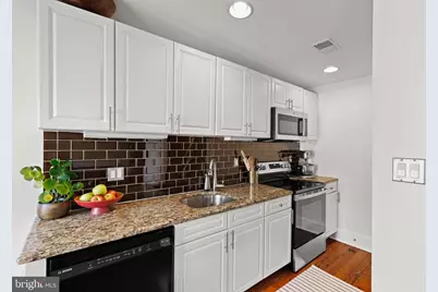 1708 Pine Street #4F, Philadelphia, PA 19103 - Photo 6