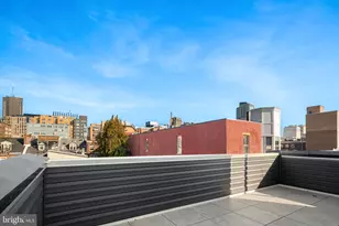 1102 Cypress St, Philadelphia, PA 19107 - Photo 16