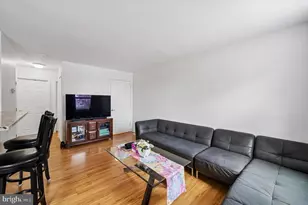 6518 Keystone St, Philadelphia, PA 19135 - Photo 2