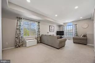 305 Sage Ln, Philadelphia, PA 19128 - Photo 6