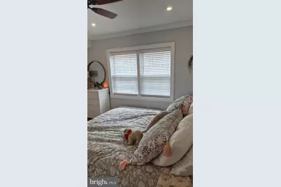 230 Pine Street #2R, Philadelphia, PA 19106 - Photo 10