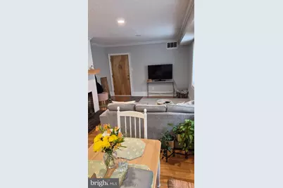 230 Pine Street #2R, Philadelphia, PA 19106 - Photo 2