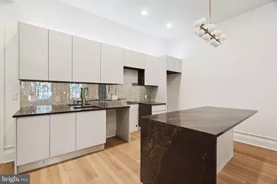 1822 Chestnut Street #3F, Philadelphia, PA 19103 - Photo 4