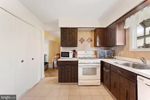 1858 Greymont St, Philadelphia, PA 19116 - Photo 16