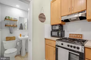 626 S 19th St, Philadelphia, PA 19146 - Photo 6