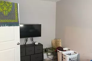 1617 Point Breeze Ave, Philadelphia, PA 19145 - Photo 4