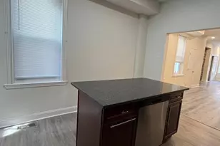 2430 Carpenter St, Philadelphia, PA 19146 - Photo 4