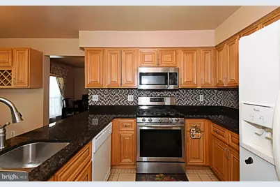 806 Saint Christopher Lane, Philadelphia, PA 19116 - Photo 16