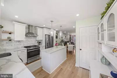 2006 Saint Albans Street, Philadelphia, PA 19146 - Photo 10