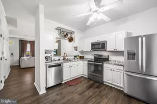 768 S 13th St, Philadelphia, PA 19147 - Photo 10