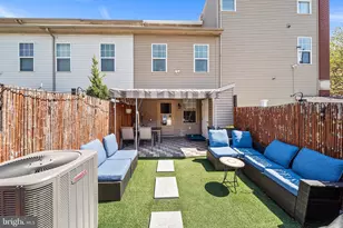 768 S 13th St, Philadelphia, PA 19147 - Photo 16