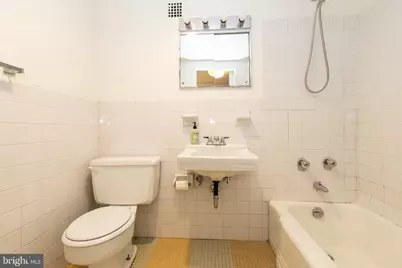 224 W Rittenhouse Square #1704, Philadelphia, PA 19103 - Photo 14