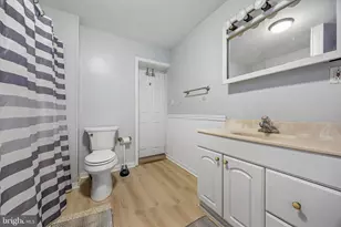 378 Shurs Ln, Philadelphia, PA 19128 - Photo 22